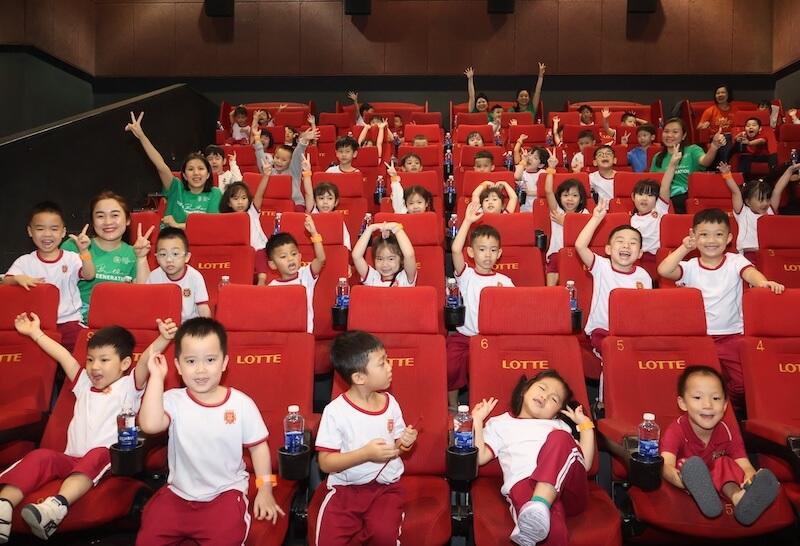 Bé Mầm non VAS trải nghiệm dã ngoại tại “Vương quốc diệu kỳ” TiNi World và rạp chiếu phim