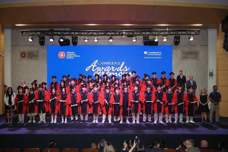 VAS vinh danh gần 600 học sinh IGCSE, AS & A Level tại Lễ trao giải Cambridge Awards 2025